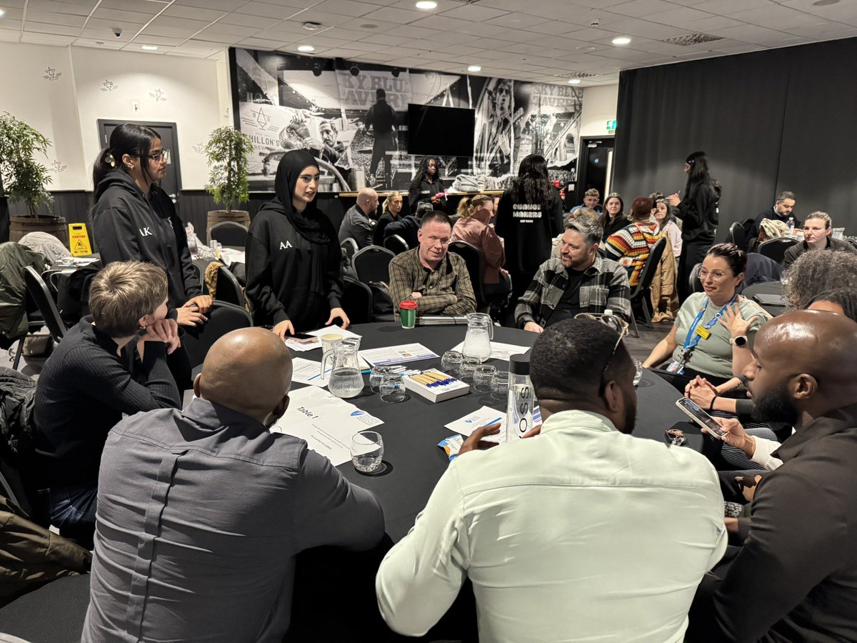 WestMidsVRP's tweet photo. Next on the #WMVRPConference agenda are our fantastic team of Change Makers leading workshops on becoming upstanders against violence!
@positiveyouthUK #MyTomorrow https://t.co/XaqFUyMNDC