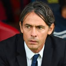 في هذه الفتره الحرجه  #الهلال يحتاج الى مساعد مدرب وطني بجوار #إنزاغي …. المدرب جديد على الدوري والواضح انه يعاني من صعوبة في التعامل مع اللاعبين…. 

<a href="/Alhilal_SG/">ألعاب الهلال المختلفة</a>