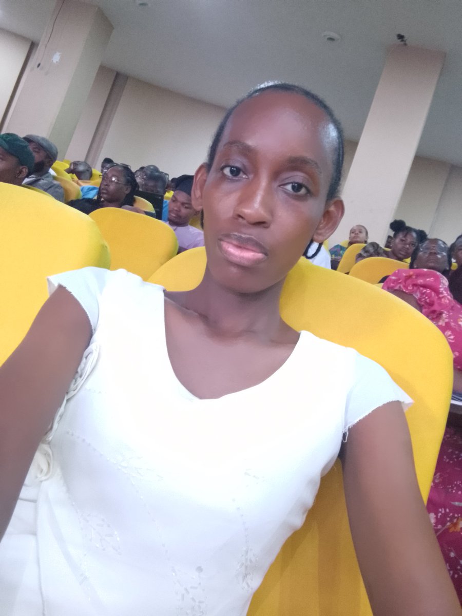 artemis_raye's tweet photo. Live at Enugu Tech Festival Day 2 😘🥰
#ETF2026 #CoalToCode #EnuguTechFest https://t.co/Vuuofa6XCA