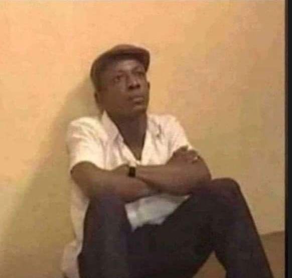 Please if you're seeing this kindly drop a heart ❤️

I'm only seeing post of 4hrs to 1day ago
No new tweets popping up unless I enters my mutual page

Wetin dey happen