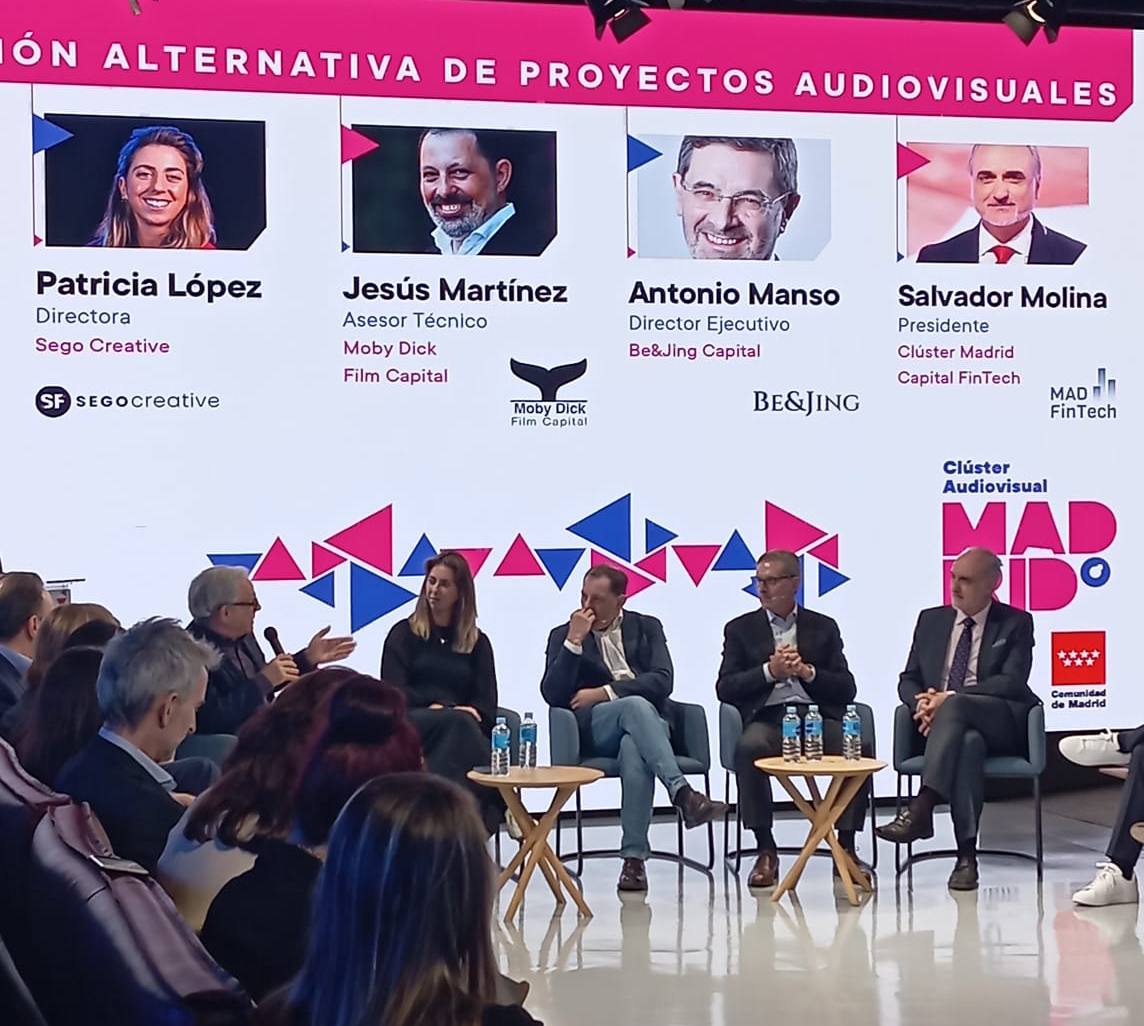 Revista RUBIK tweet media