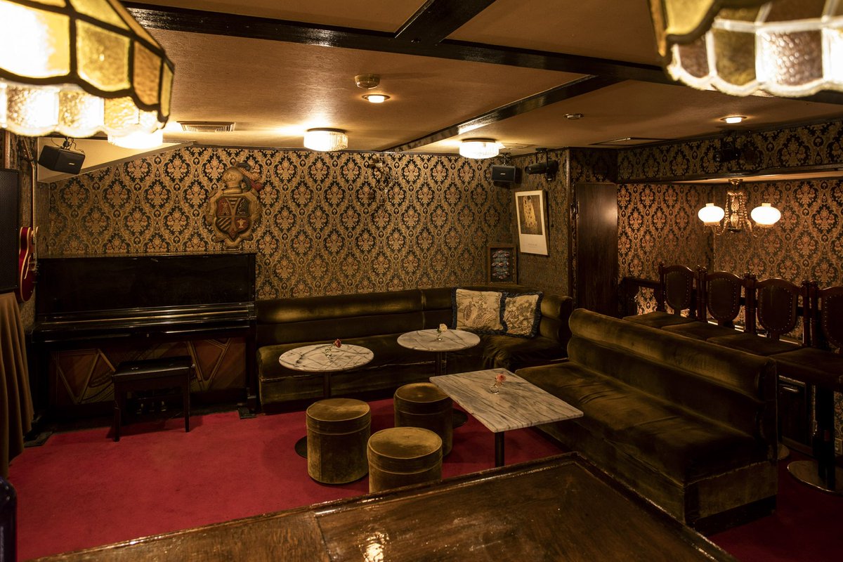 新宿カールモール|70年代のクラシカルな内装の撮影スタジオ tweet media