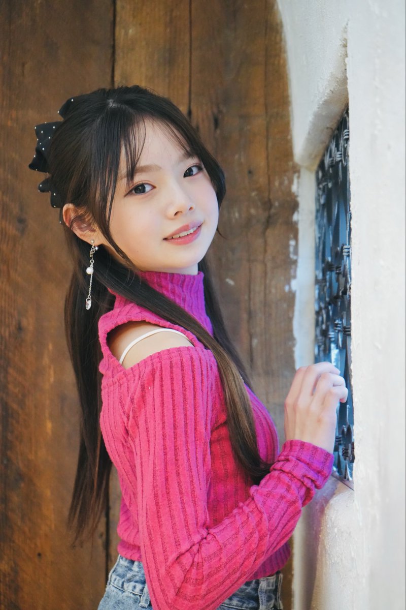 Reina さん @Reina_0126xoxo ザ・美少女のReinaさん。 可愛い笑顔に癒