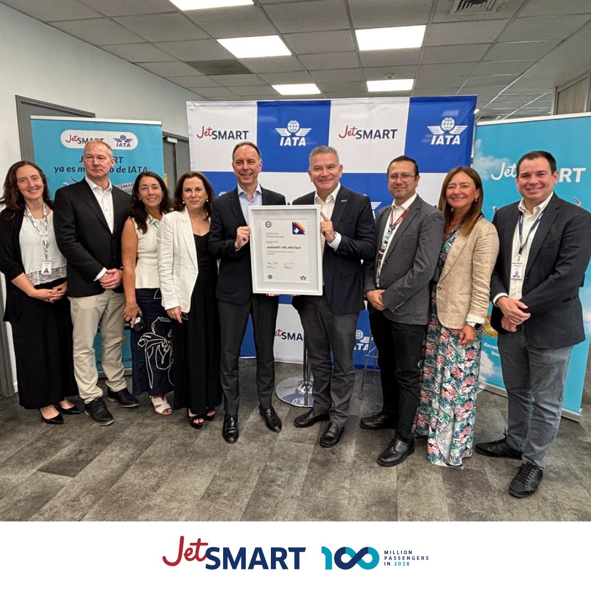 JetSMART tweet media