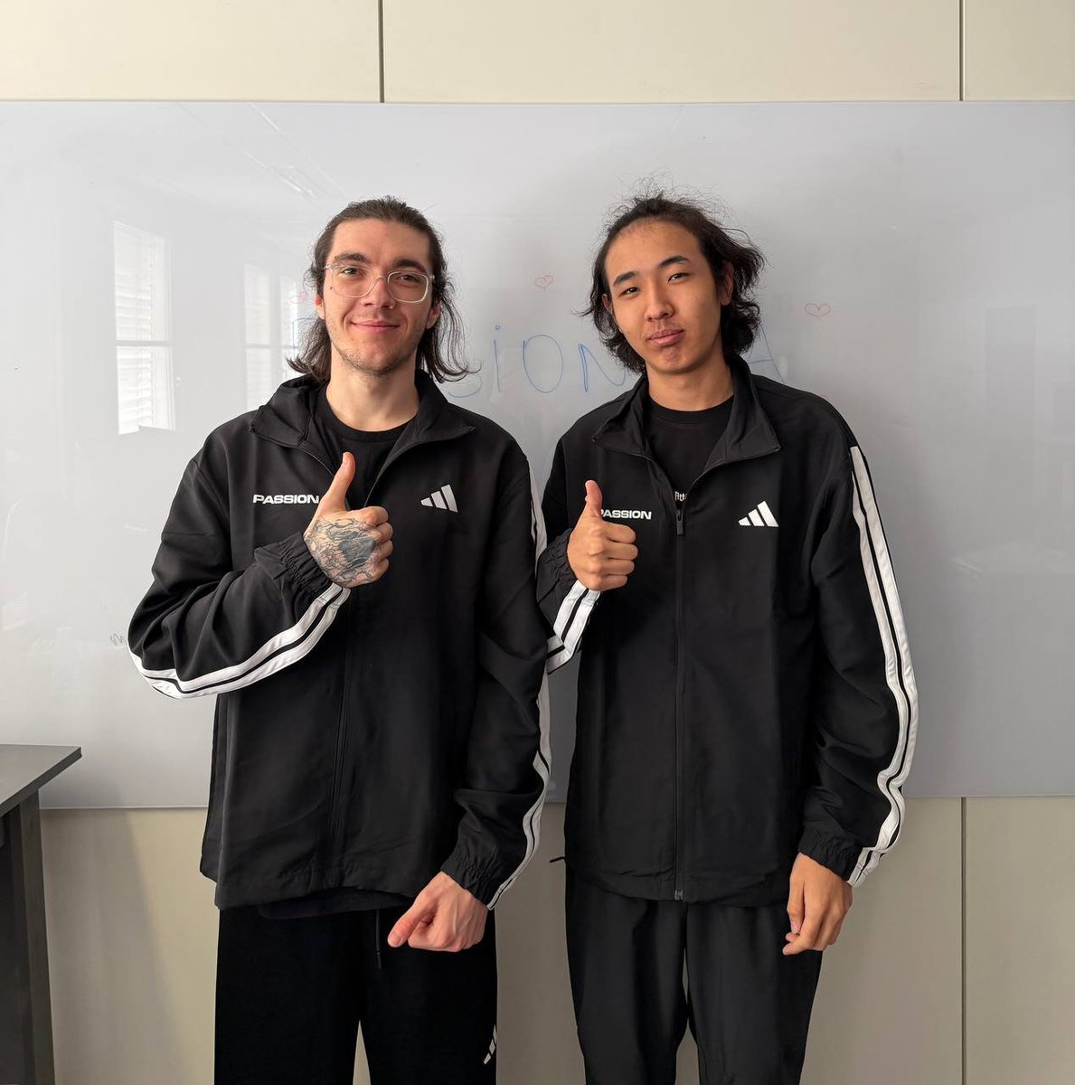 PassionUA.gg tweet media