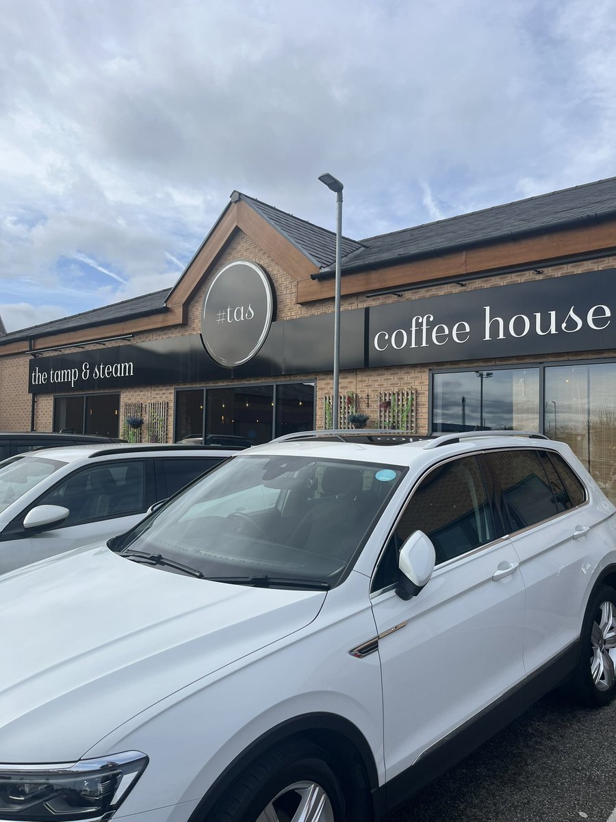 Was great to spend some time here yesterday having conversations with staff looking to get into education! 

If you are interested in a role in education please don’t hesitate to get in touch 🏫