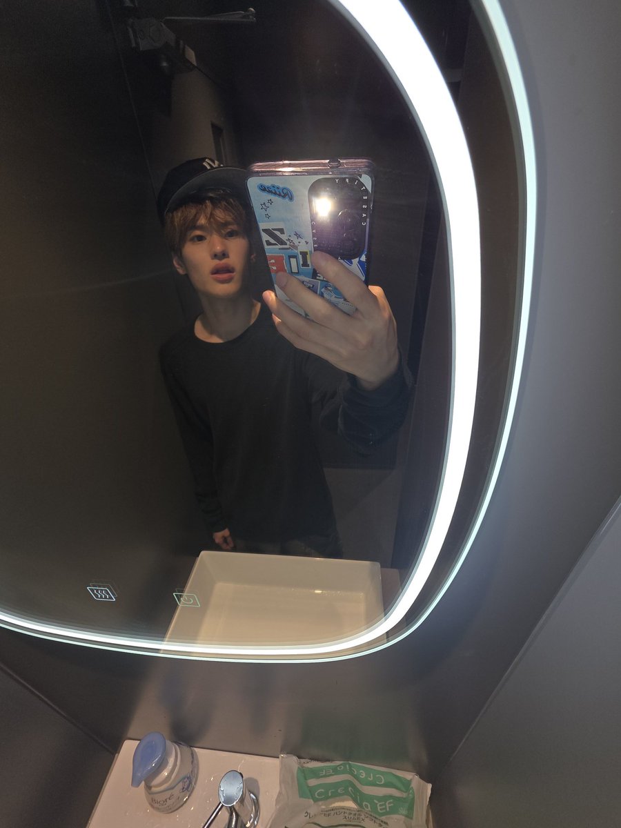 ถ้านี่ไม่ใช่คนที่ถ่ายรุปได้มีความgen zที่สุด