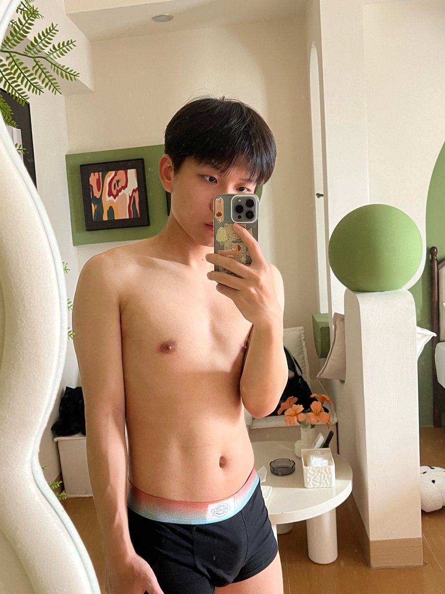 KK030706's tweet photo. 擦一下 https://t.co/wRKYZTg3F2