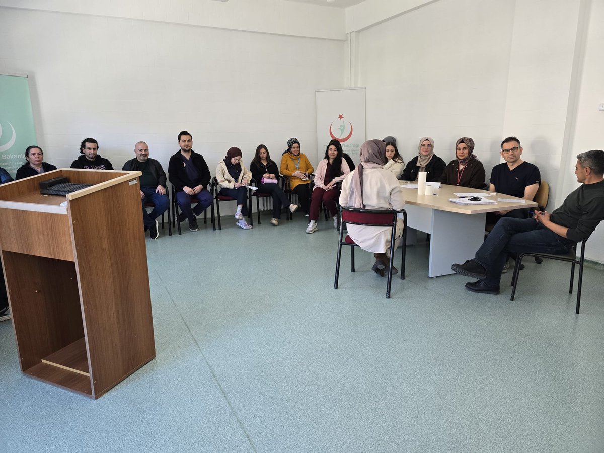 Çalışanlarımız ile yönetimimizin bir araya geldiği Çalışan-Yönetim Görüşme Toplantısı gerçekleştirildi.
Görüş ve önerilerin paylaşıldığı toplantıda, çalışan memnuniyetini artırmaya yönelik fikirler ele alındı.
Katılan tüm ekip arkadaşlarımıza teşekkür ederiz.
#ÇalışanMemnuniyeti