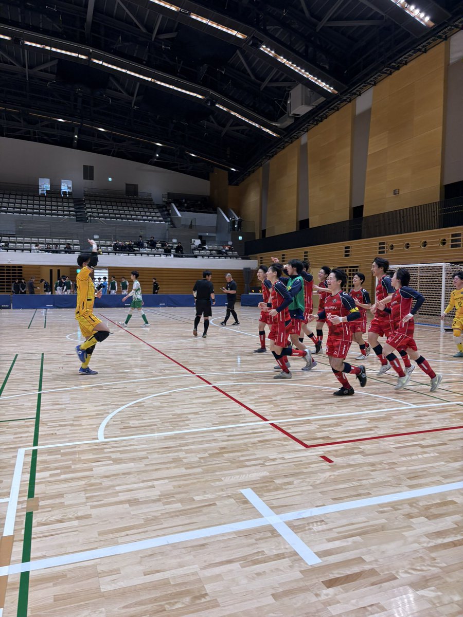 【試合結果】
全国大会フットサル新人戦 準々決勝
🆚愛知学院大学

前半 1-0
後半1-2
PK 5-4  win🥇

✨️得点者✨️
No.70 柳原理生
No.14 柳田拓海

応援ありがとうございました🙌🏻
無事準決勝に進むことができました❕
次回も応援よろしくお願いします🙏✨

 #多摩大学 
 #bonera 
 #activital