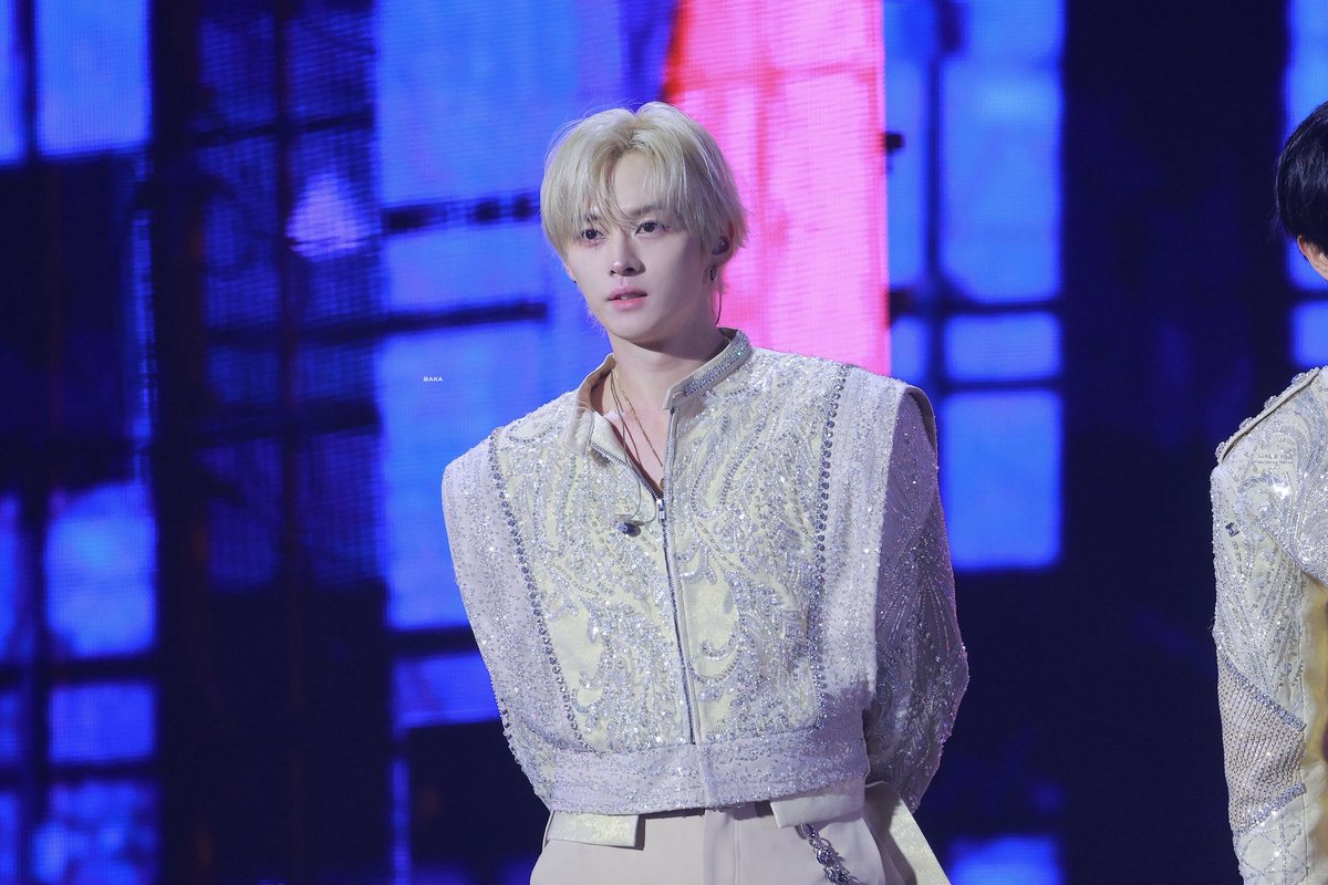 ʙᴀᴋᴀ🍬 tweet media