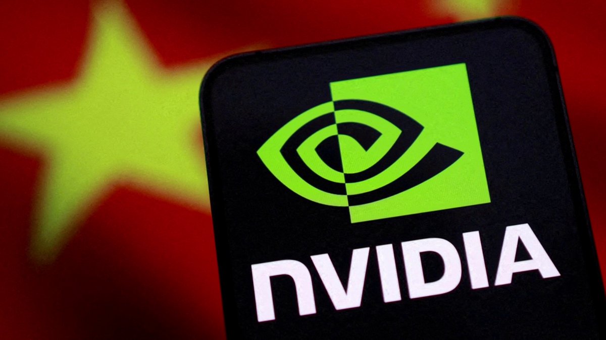 مسؤول أميركي: انفيديا لم تبع رقائق H200 إلى الصين منذ قرار ترمب بالسماح لها بتصديرها افتتاح الأسواق _Business 