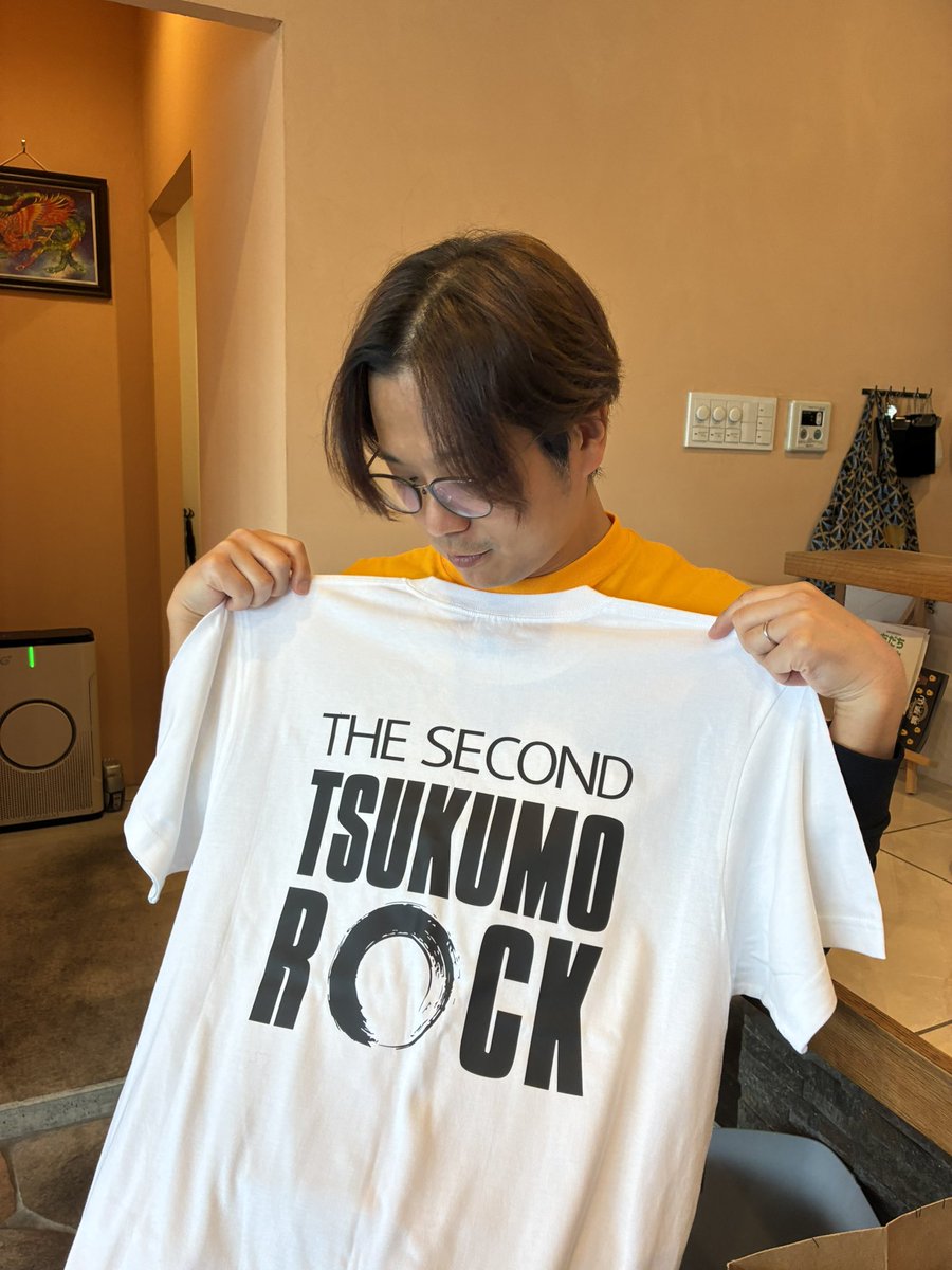 k_binbin_m's tweet photo. THE SECOND TSUKUMO ROCK
#九十九ロック
#大阪
#バンド
#音楽
#bassontop https://t.co/1lD4ONMyph