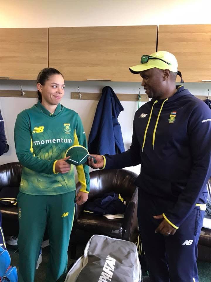 LiveSportCricket tweet media