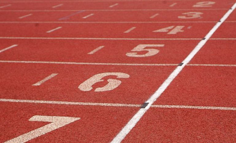 Suomalaisia kv. kisoissa 25.2. (Ajat Suomen aikoja)
Nehvizdy, Tshekki:

Kv. kilpailu:
Klo 16.15 M kuula: Miika Lahtonen
Klo 19.00 M korkeus: Dani yleisurheilu.fi/uutinen/suomal…