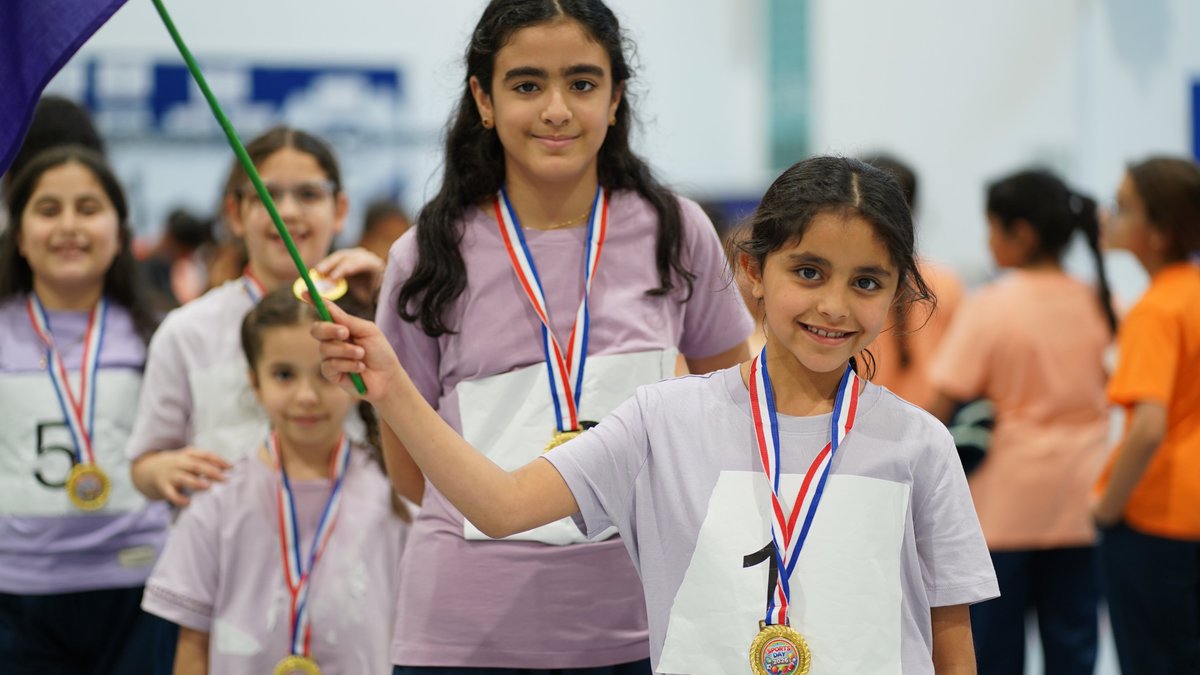 مدارس الظهران الأهلية tweet media