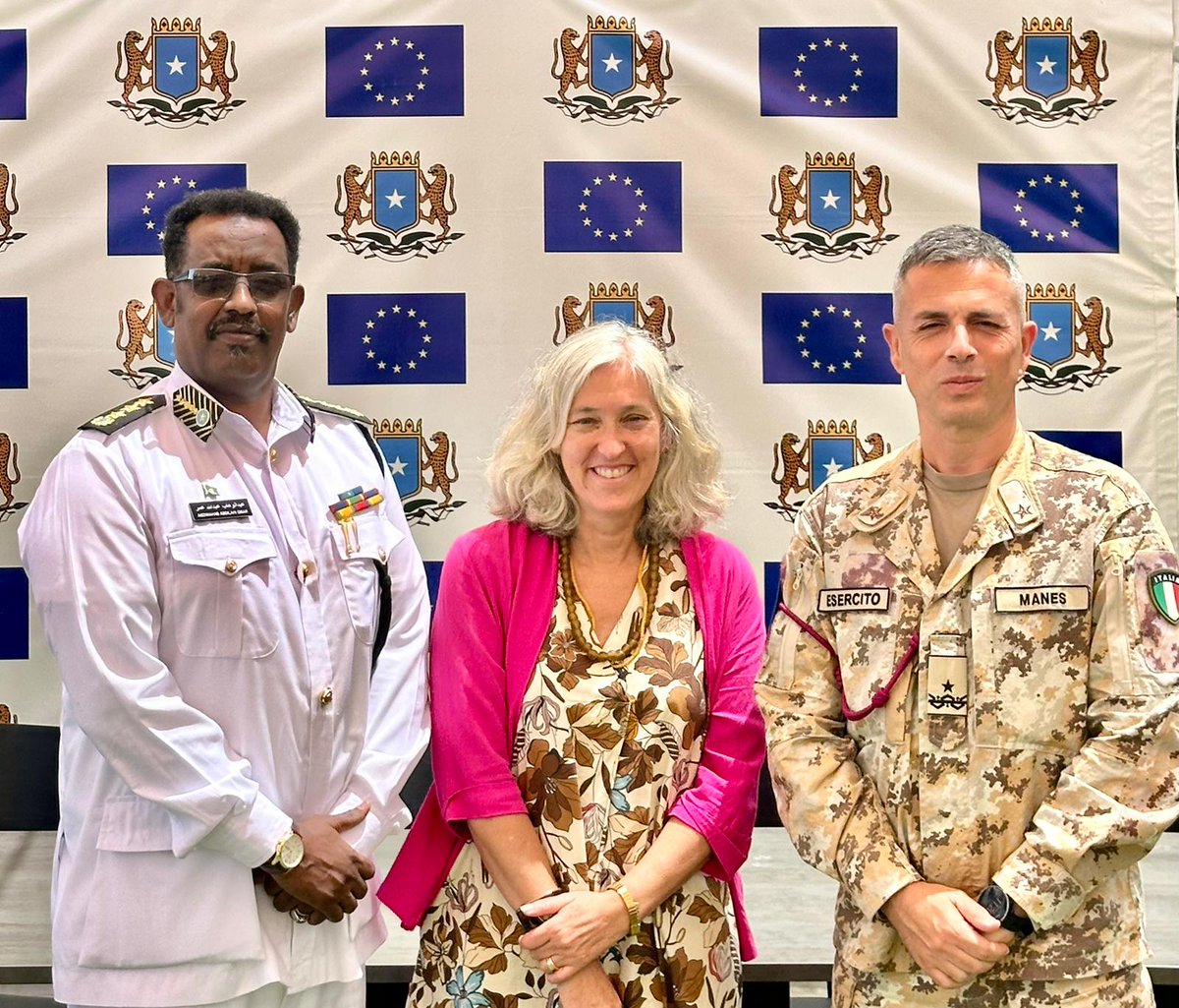 EutmSomalia's tweet photo. A meeting at the EU Delegation to Somalia brought together the Mission Force Commander of #EUTM-S and the Commander of the Somali Navy and Coast Guard. to strengthen cooperation.
#EUTMSomalia #EUinSomalia #EEAS https://t.co/ZCrGu4NkFU