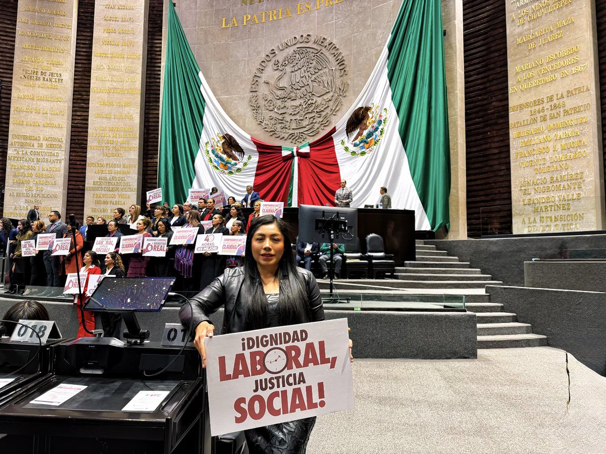 JessicaCis1985's tweet photo. ¿Qué se discutió y aprobó hoy en la Cámara de Diputados?                                                                          ✅Se propone una reducción gradual de la jornada laboral entre 2026 y 2030.                                               ✅Se reforma el artículo 123 de la Constitución para establecer una jornada laboral de 40 horas semanales. ✅Se plantea que el tiempo extraordinario de trabajo no podrá exceder 12 horas semanales, y si se excede, se deberá pagar un 200% más del salario ordinario.