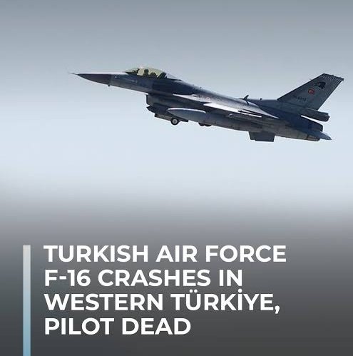 🚨 BREAKING: A Turkish Air Force F-16 jet crashed shortly after takeoff from Balıkesir’s 9th Main Jet Base.

 Pilot: Major İbrahim Bolat was killed in the crash.
 Civilians: No civilian injuries reported.
 Investigation: Authorities have launched a full investigation to determine