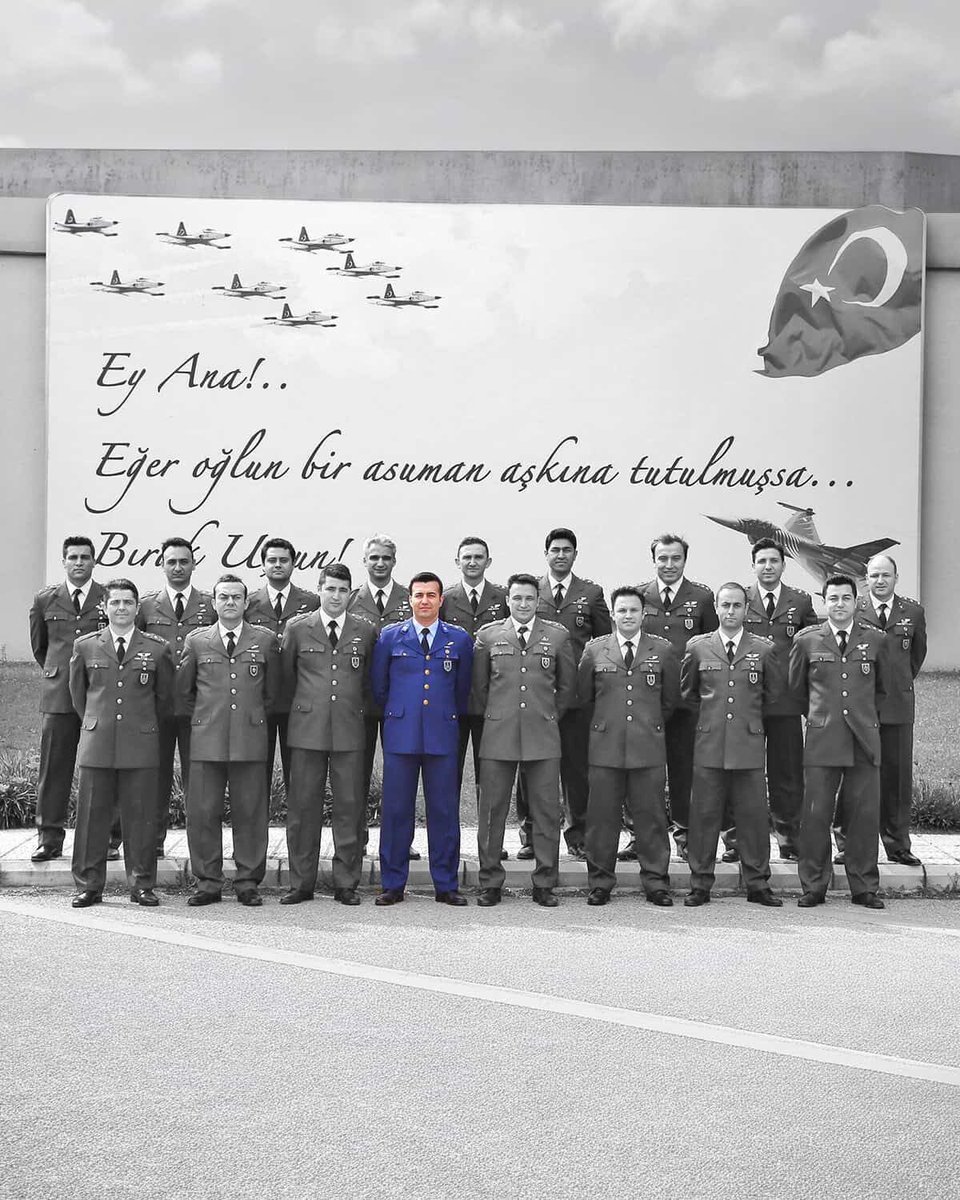 ConflictTR's tweet photo. 🇹🇷 ''Ey Ana!.. Eğer oğlun bir asuman aşkına tutulmuşsa... Bırak Uçsun!" https://t.co/w8l1GN5Yyk