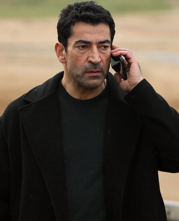 ريت مسلسلات الثلاثاء 👇🏻🔥 : 

١- العائلة     >     " 8.07 "       ( نزل )   ❌  

٤- محمد الفاتح  >   " 4.44 "   ( ارتفع ) ✅  

٧- الحسد  >     " 4.08 "     ( ارتفع )   ✅

الفاتح يستاهلل اكثررر 👏🏻👏🏻🔥
العائلة " اخي " شسالفه كل حلقه ينخفض اكثر من قبل ؟؟؟