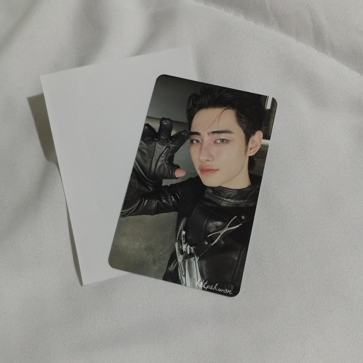 ey ◜◡◝ tweet media