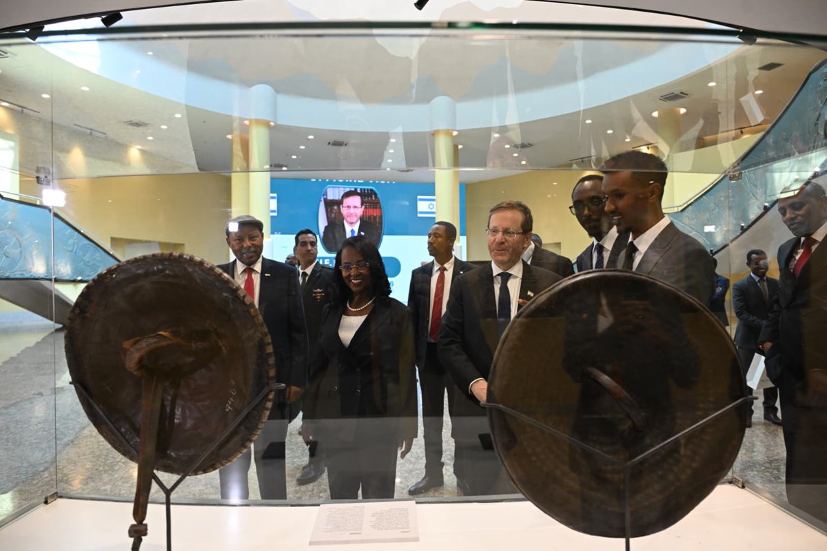 יצחק הרצוג Isaac Herzog tweet media