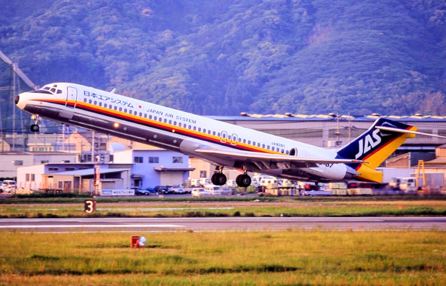 JAS(日本エアシステム→JALと合併) 旧北九州空港に就航していました