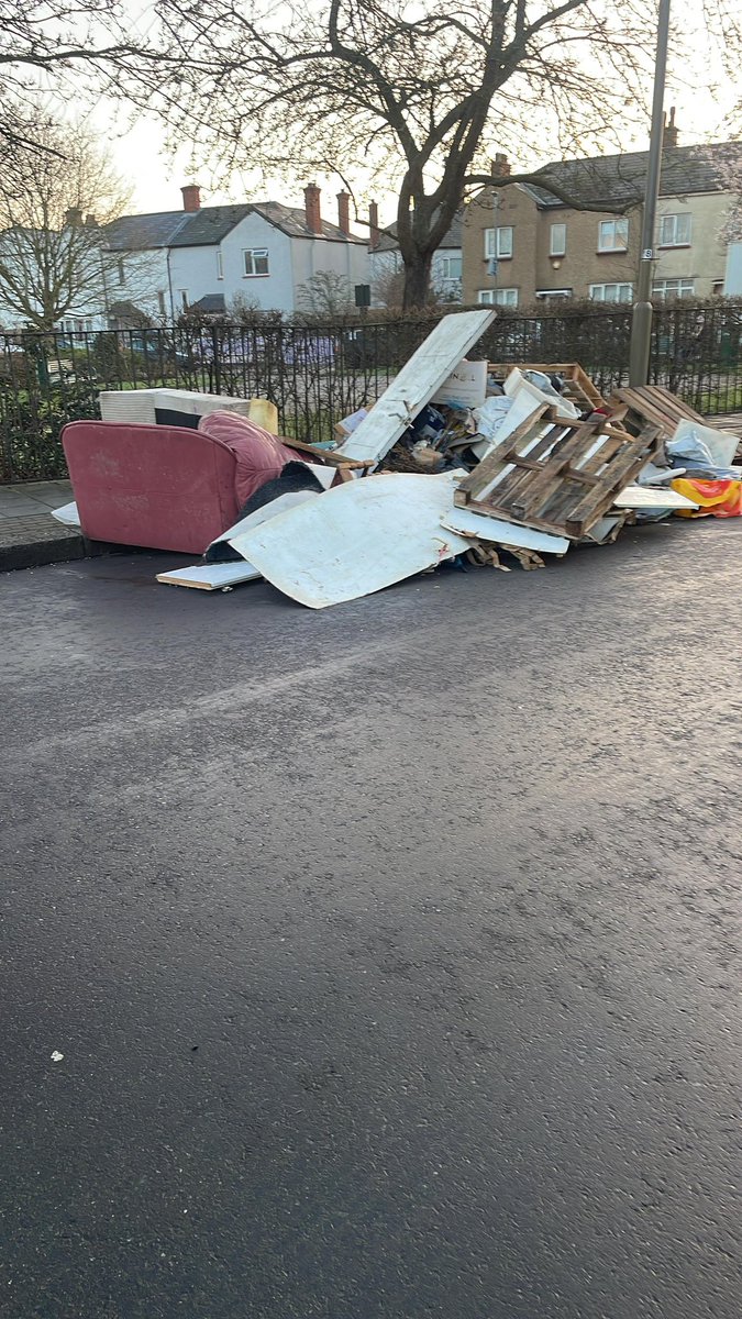 Kat Storr tweet media