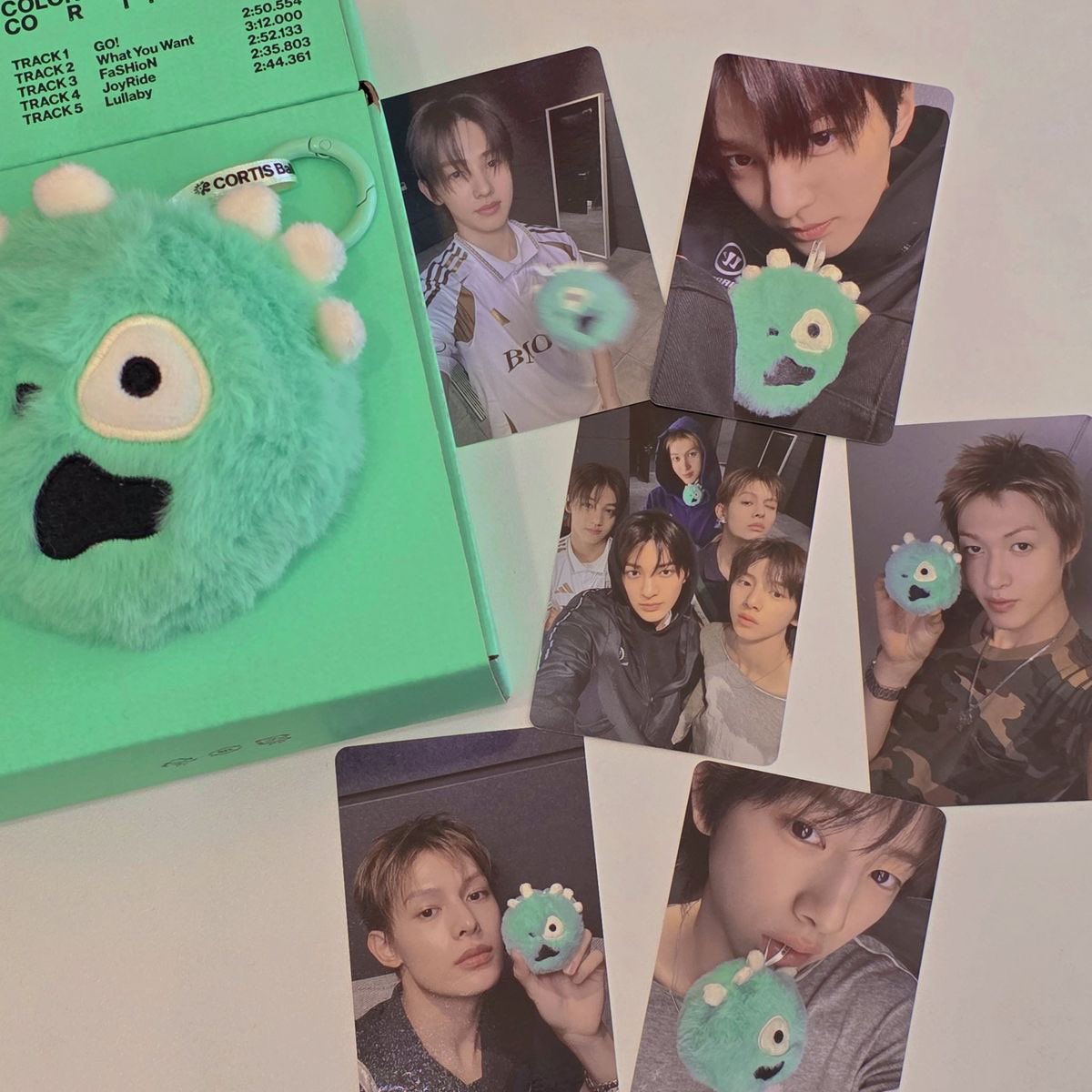 รี+ฟอล ทวิต

แจก 1 กล่อง (ซีลหลุดแต่ได้ของครบนะ)

Cortis Ball 

กติกา 

รี+ฟอล
🎀สตรีมเพลงน้องcortis ใส่ลายน้ำแปะหลักฐานไว้หน้าไทมไลน์ตัวเอง ติดแทค #cortis 

สุ่มแล้ว มู่เข้าไปเช็คว่ามีสตรีมรึป่าว

🙇‍♀️ขอบคุณทุกๆการอุกหนุนน๊า ไว้หาของมาแจกอีก 

(Not my pic) 👇🏻

#cortis