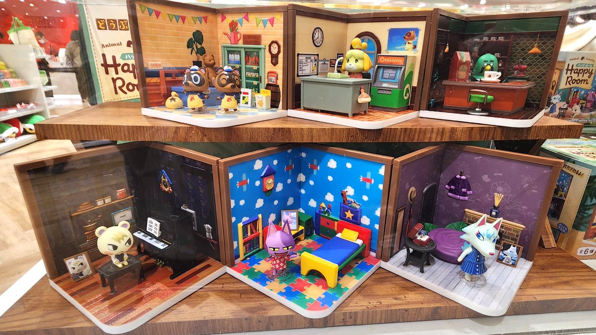 R_GameTV's tweet photo. Nintendo OSAKAにバーチャルボーイ展示コーナー、どうぶつの森のお家フィギュア展示コーナー、マリオのフィギュアーツ展示コーナーが新たに出来てちょっとリニューアルされてる！！良すぎる……
#NintendoOSAKA https://t.co/sblSntMWiB