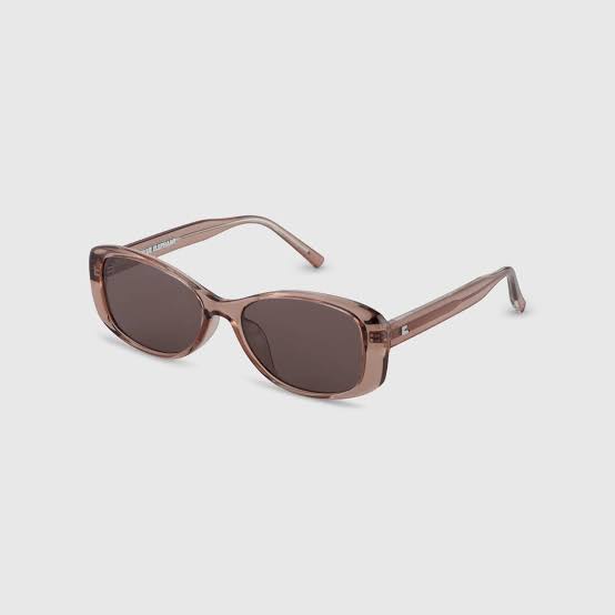 asartbag_studio's tweet photo. WTS Blue Elephant Sunglasses 

✨Mosa Brown Crystal
✅ with certificate from hannam store

NEW with case
Already sold out in website

🔗https://t.co/hbgRZU73Lt

tags kacamata hitam readystock https://t.co/aEdwr2K7zb