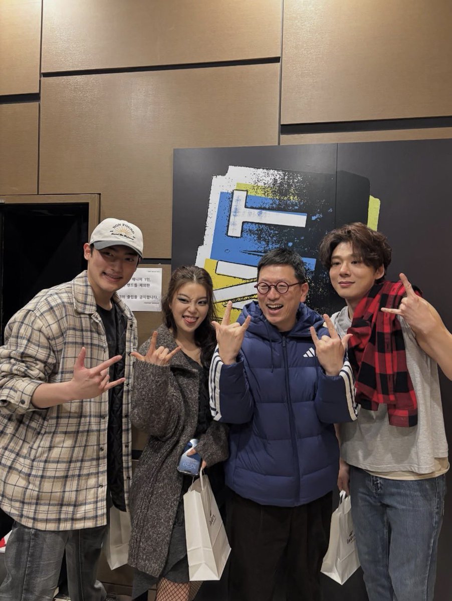 tteppio's tweet photo. 귀요미 락수따들..😽🩷 https://t.co/fCP6CmJ7t7
