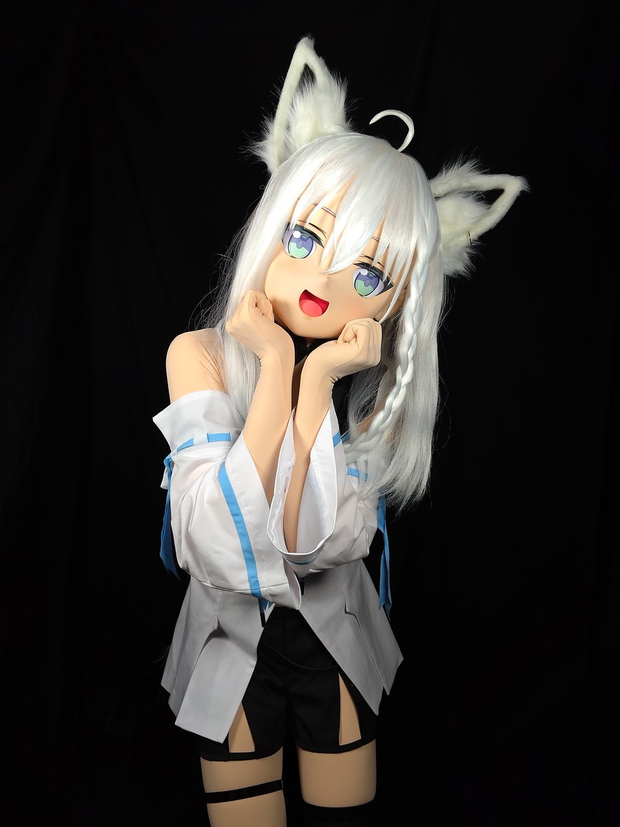 honwing27's tweet photo. 這麼可愛真是抱歉~
可愛くてごめん~

#kigurumi 
#着ぐるみ 
#白上フブキ https://t.co/tcs0GICj3M