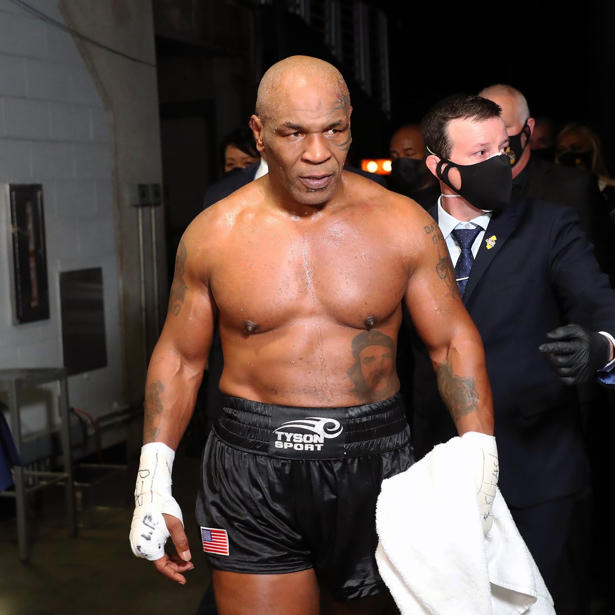 AfricaFactsZone's tweet image. Mike Tyson and Floyd Mayweather will face off in an exhibition match in DR Congo on April 25.