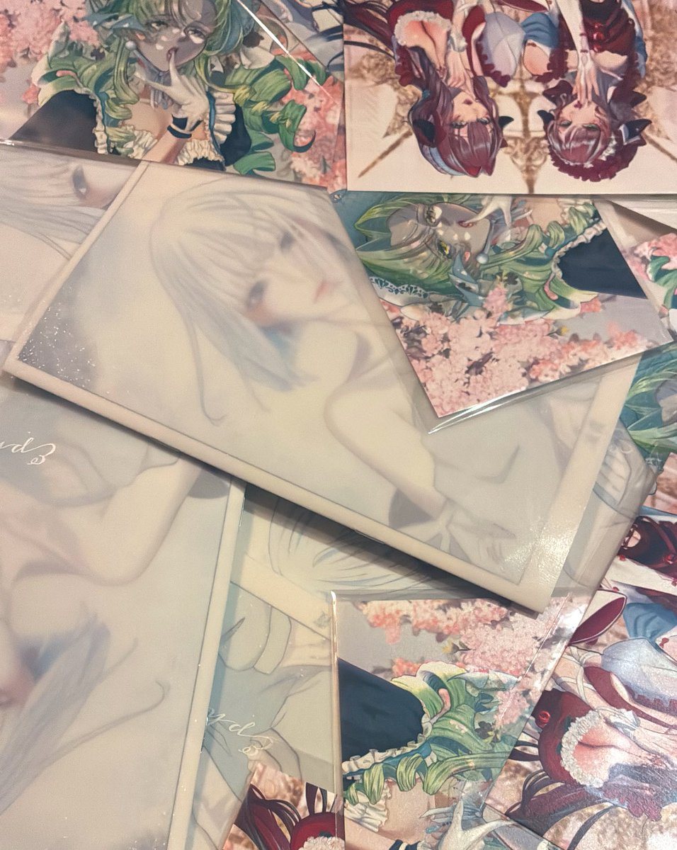 BOOTH通販3月3日に開きます〜！
※詳細時間は後日決定いたします

コミティアに持って行ったもの全て販売予定です✨よろしくお願いいたします〜