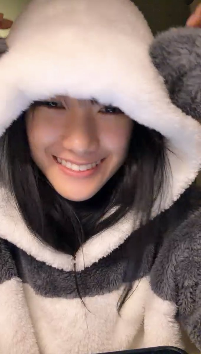 แฟชั่นหน้าร้อนมาแล้ว  🐻‍❄️