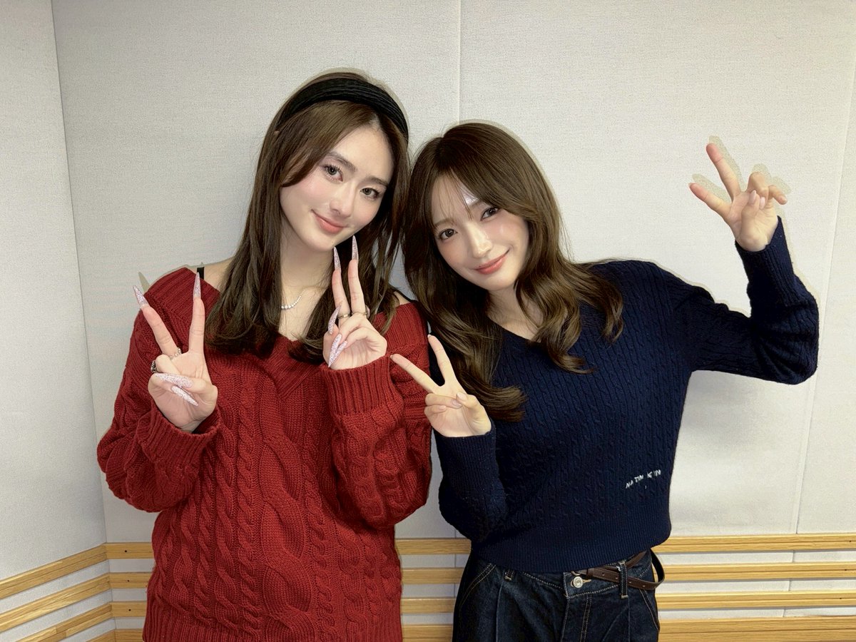 2人とも美女すぎん🥹？ 今日はツインフラワー回💙💜 #Girls2 #がるがる