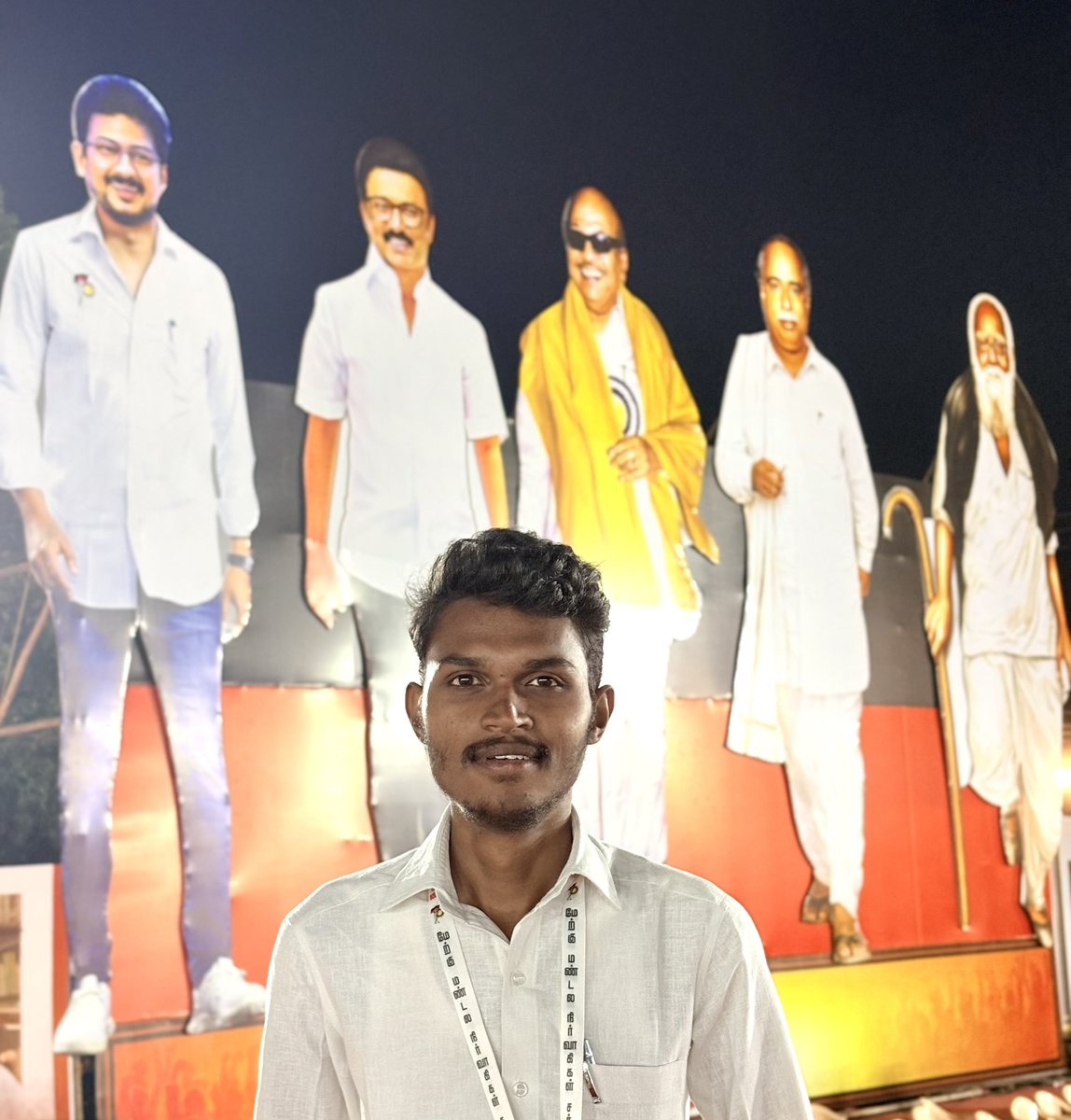 MMohanethi's tweet photo. எங்க கதை,
அகர முதல தொட்டு, தாடி கிழவன் Blooduu..
அகர முதல தொட்டு, அறிஞர் அண்ணா Blooduu..
அகர முதல தொட்டு, தலைவர் கலைஞர் Blooduu.. 

#MKStalin4TN #ஸ்டாலின்தொடரட்டும்_தமிழ்நாடுவெல்லட்டும் 
#Youth4DMK #DMK2026 #UdhayanidhiStalin https://t.co/3O0icudM7T