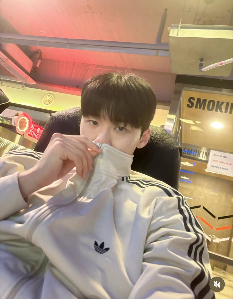 찡‎ ◠ ̫◠ tweet media
