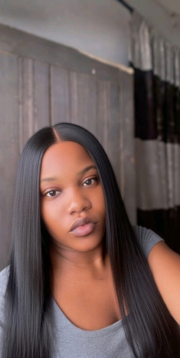 Digital Esther tweet media