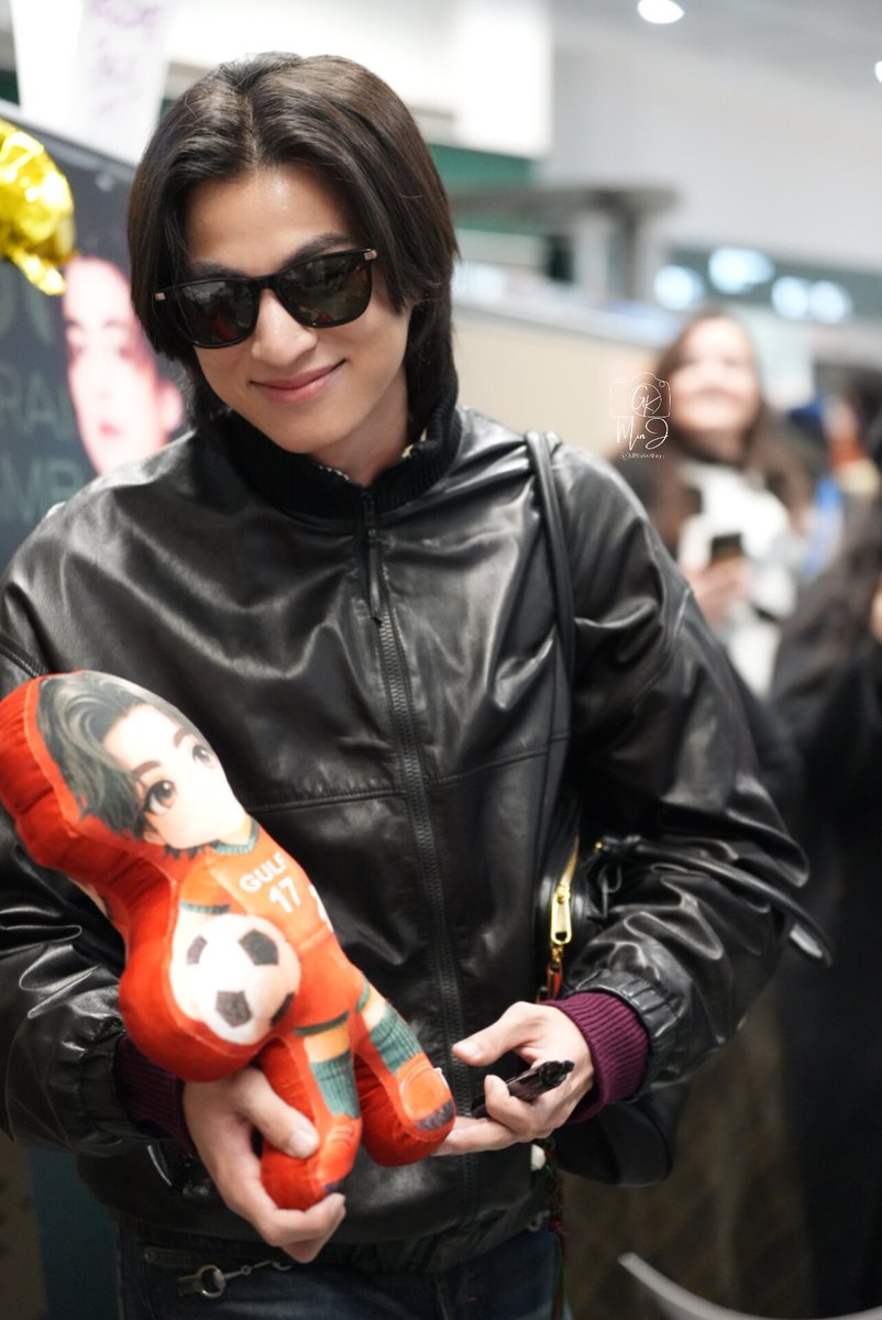 M86858694's tweet image. Gulf is so happy to get this Gulf doll⚽

GULF GO MILAN FOR GUCCI
#GULFxGucciMFW26
#GucciPrimavera 
#GuccixGulf