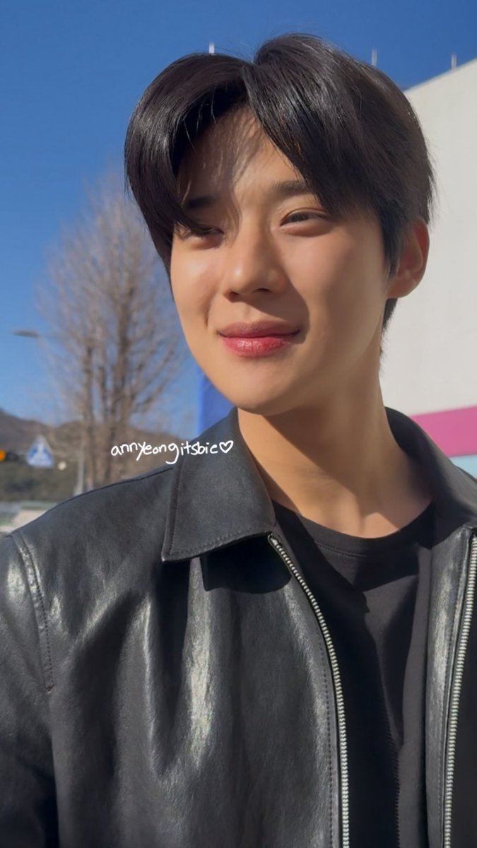 Phoebe Lee tweet media