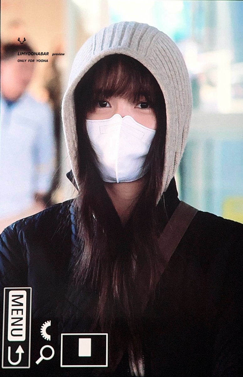 limyoonabar's tweet photo. 260225 인천입국

카와이🥰

#YOONAxBurberryWinter2026  
#YOONAxLFW2026 
#LimYoonA #임윤아 #YoonA #윤아 https://t.co/ARYlxymwCW