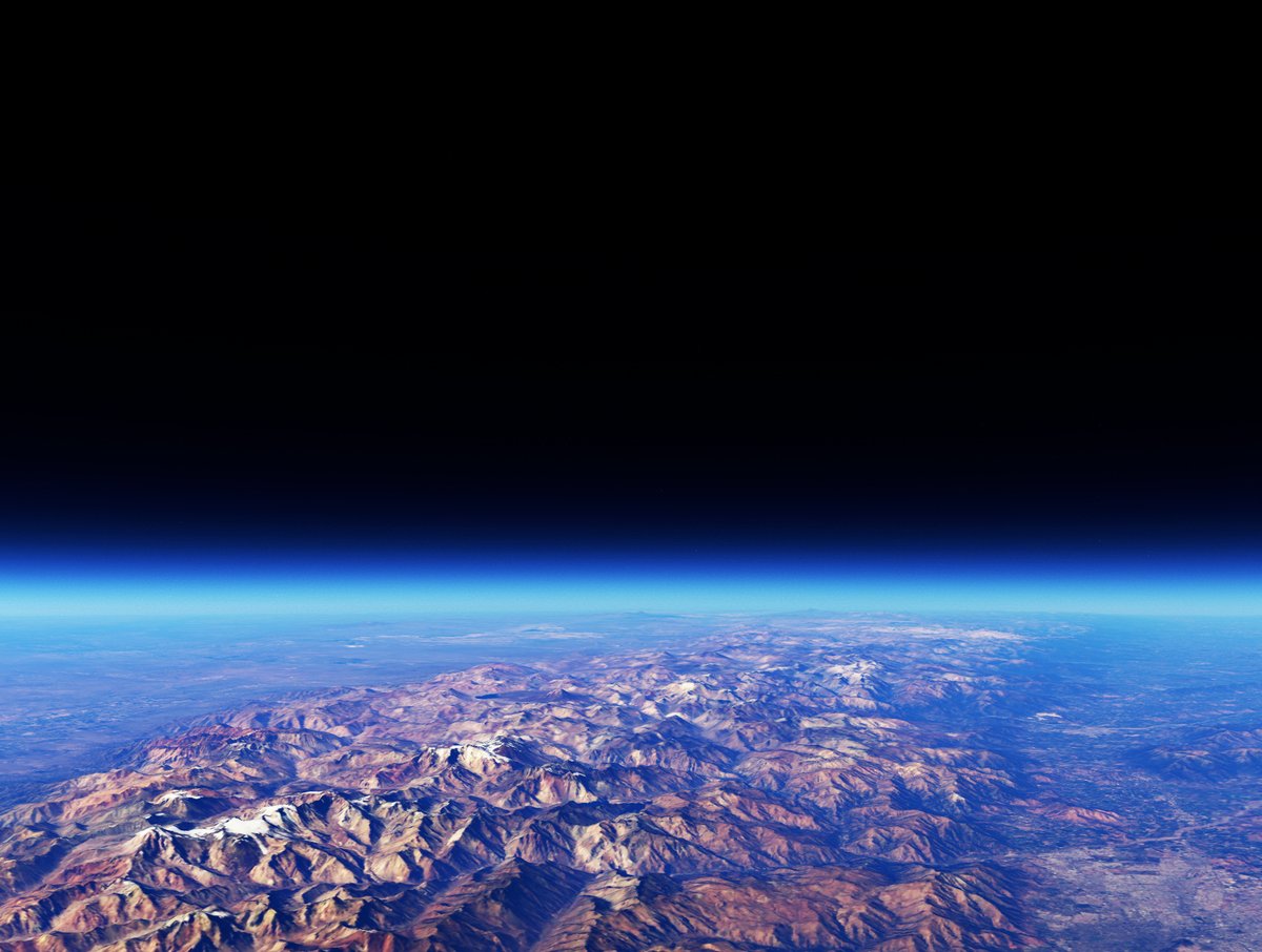 James_Hawke1's tweet photo. Andes Mountains from 150,000 feet (45 km)

Not a globe.  

A level motionless beautiful realm.
#LevelEarth https://t.co/2q5FTNNnvA