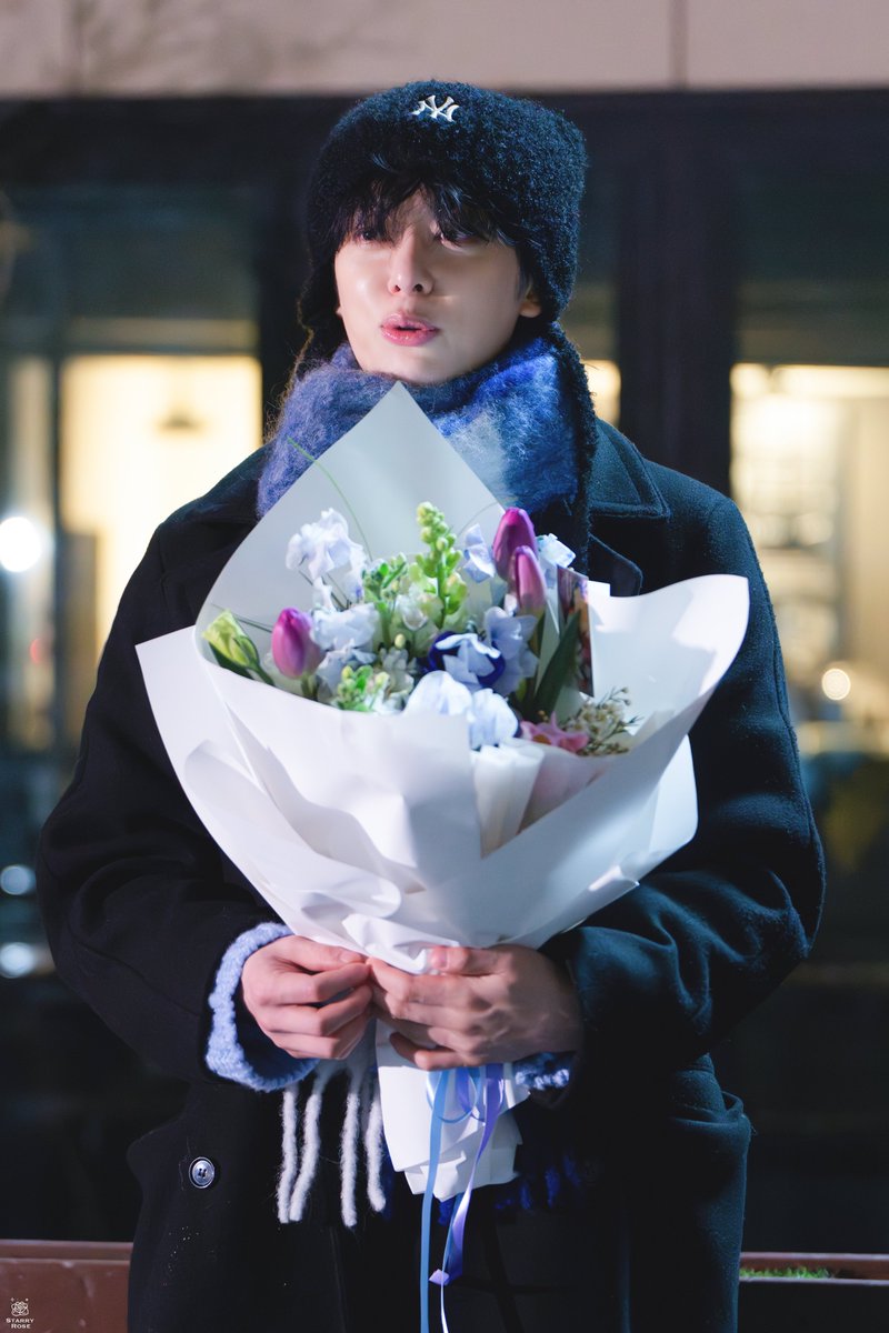 𝑺𝒕𝒂𝒓𝒓𝒚 𝑹𝒐𝒔𝒆 tweet media