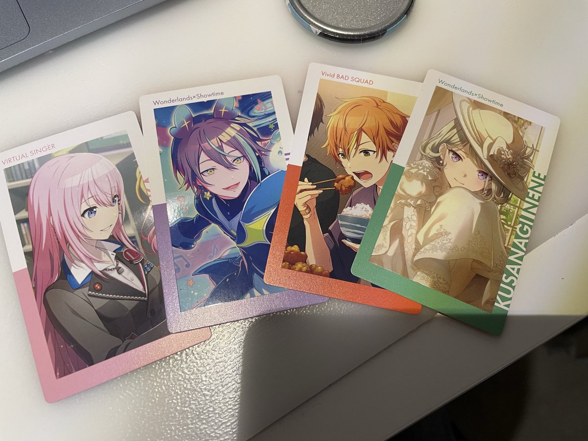 gladiolus_k's tweet photo. SEND YOUR OOMFS YOUR ADDRESS ITS SO WORTH IT https://t.co/6B8D50CIJl