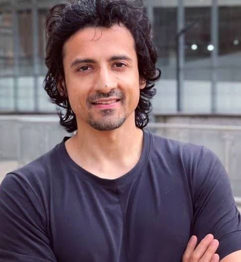 The Hawk Eye tweet media