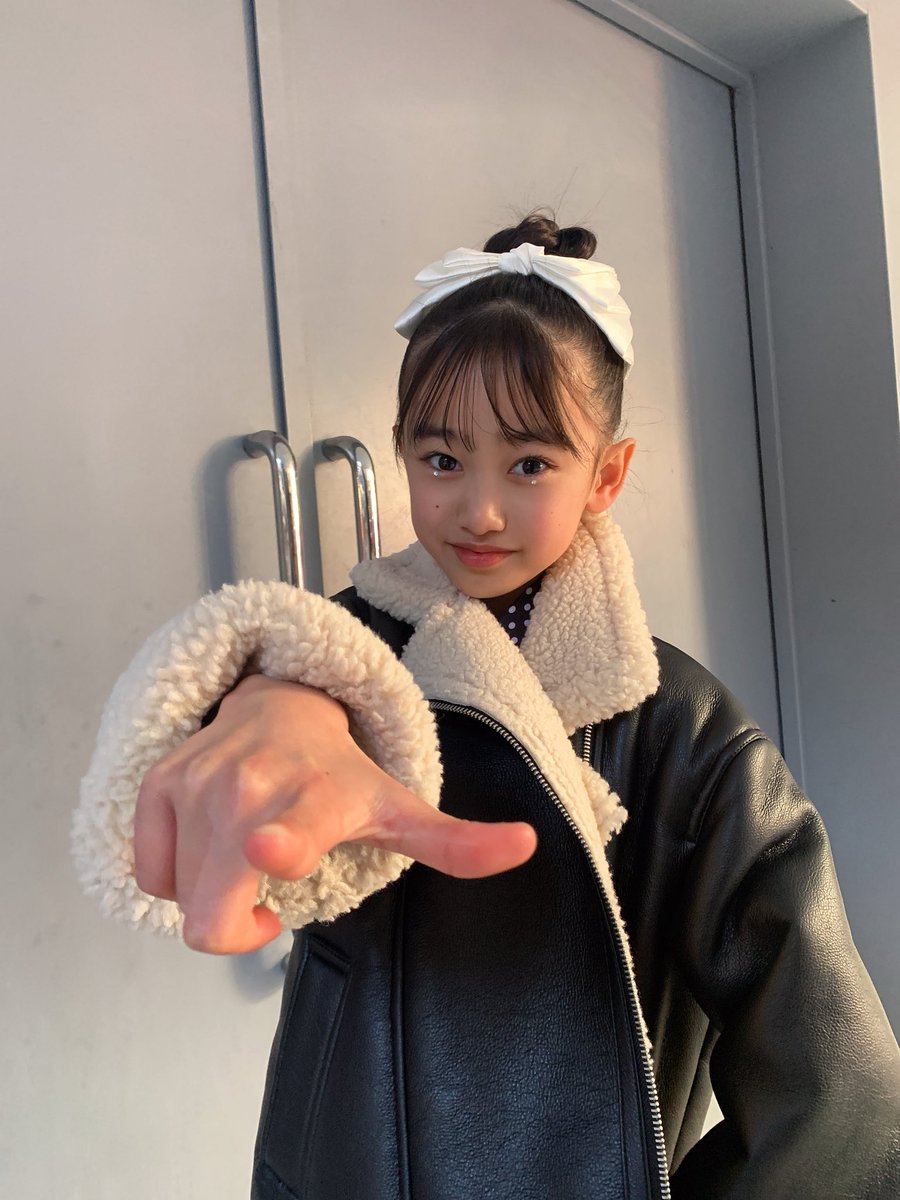 服も靴もぜーんぶ濡れて帰ってきたよ🏫☔️傘はさして帰ったの