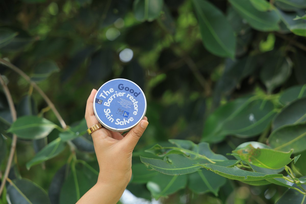 ArjunDev554836's tweet image. Safeguard and nurture delicate skin with a soothing, moisturizing cream.
Helps reinforce the skin barrier while controlling dryness.
Experience soft, calm, &amp;amp; well-cared-for skin — day after day. #MoisturizingCream #SensitiveSkin #GentleSkincare
Learn more: thegoodhygiene.com/products/the-g…